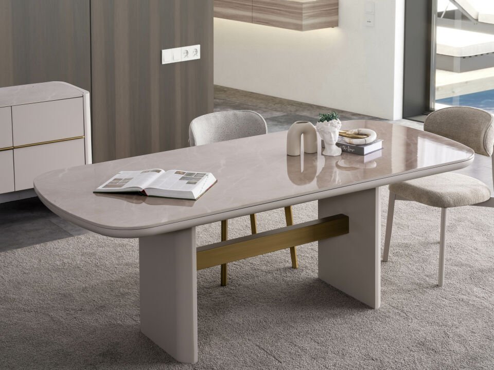 Lotus Yemek Odası