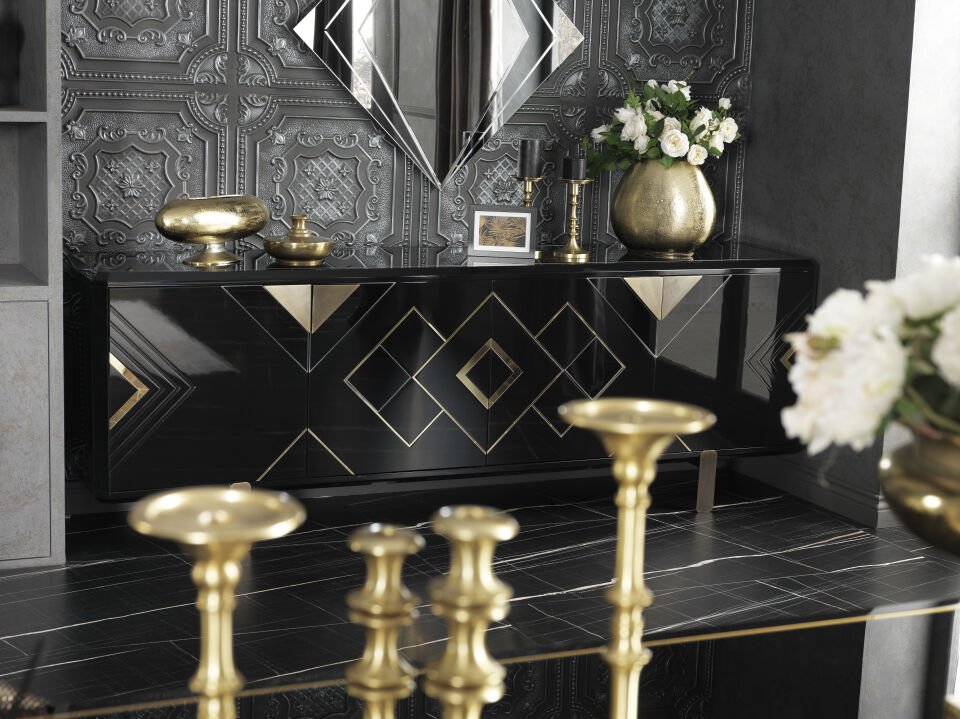 Versace Yemek Odası | Lüks Gold & Siyah Takım